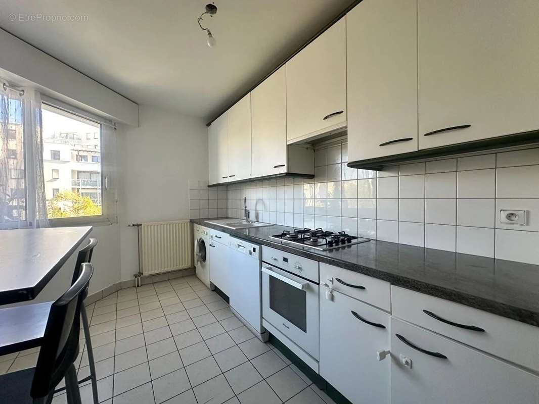 Appartement à MONTIGNY-LE-BRETONNEUX