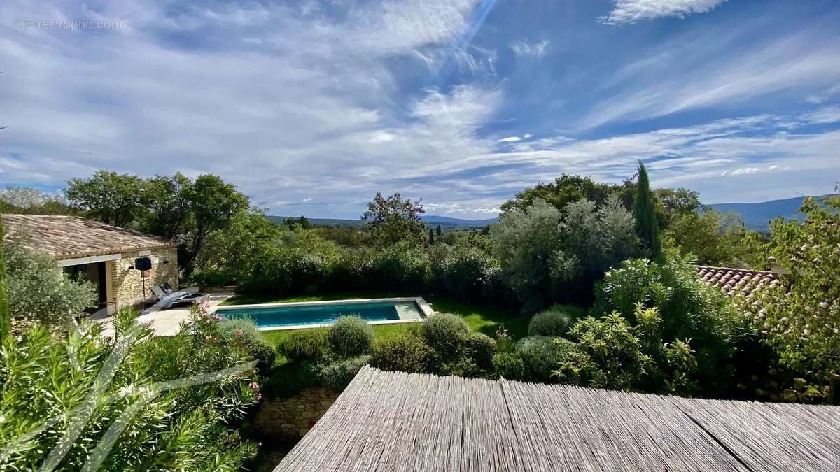 Maison à CABRIERES-D&#039;AVIGNON