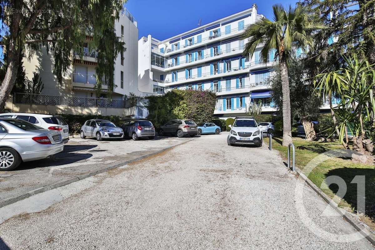 Appartement à BEAULIEU-SUR-MER