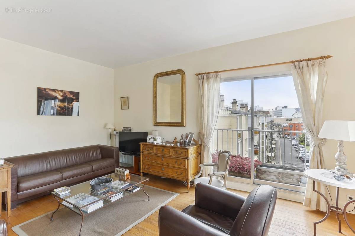 Appartement à BOULOGNE-BILLANCOURT