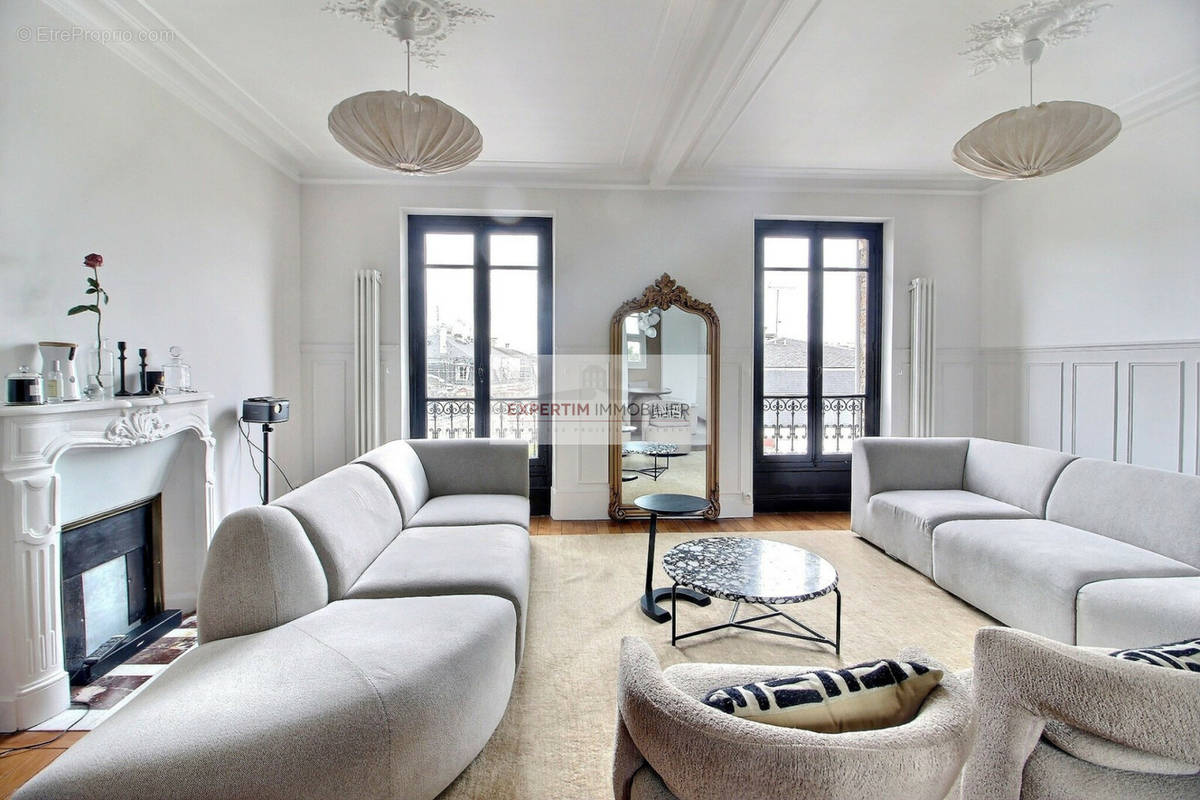 Appartement à VERSAILLES