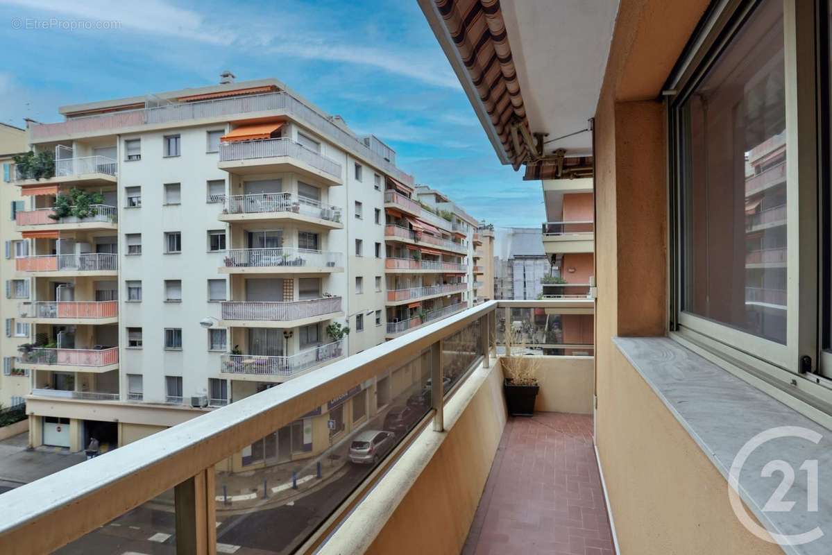 Appartement à NICE