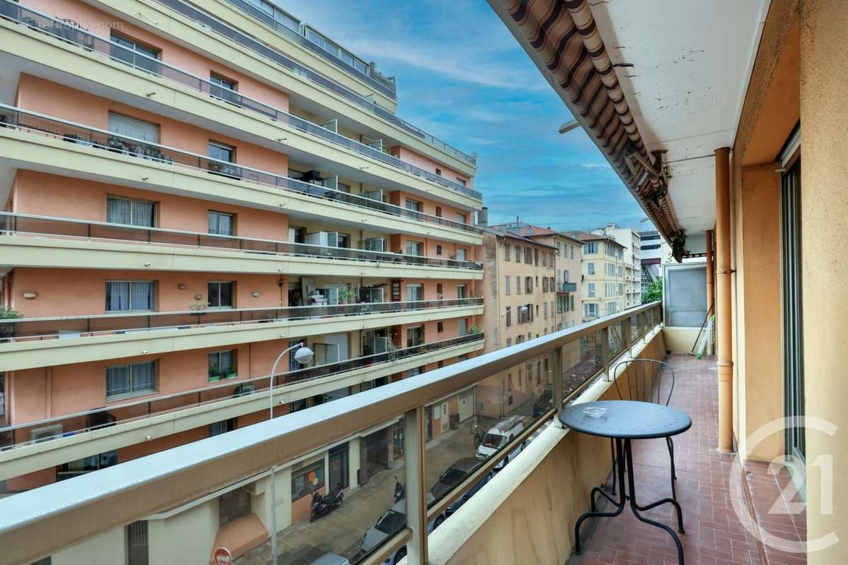 Appartement à NICE