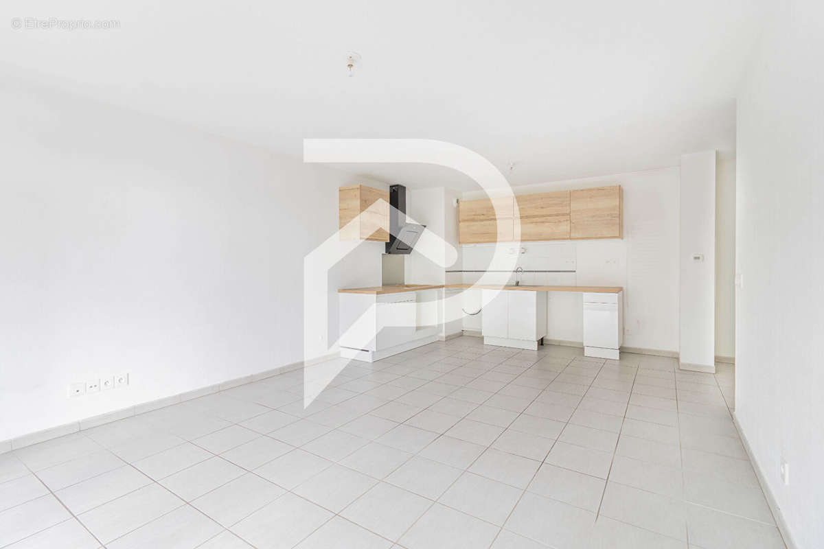 Appartement à MARSEILLE-11E