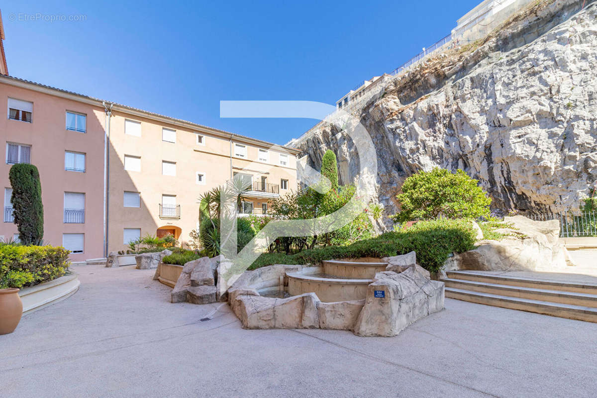 Appartement à MARSEILLE-7E