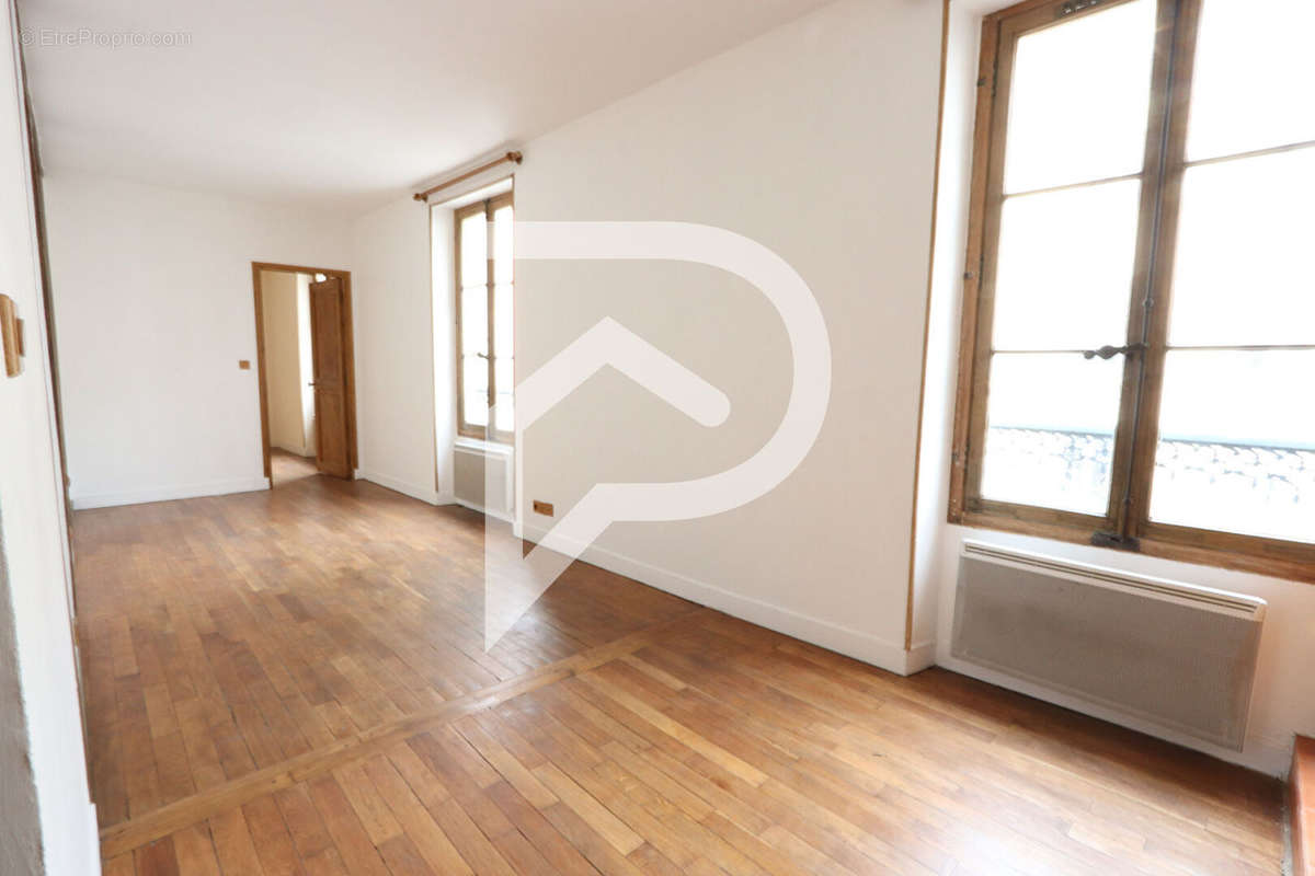 Appartement à ENGHIEN-LES-BAINS