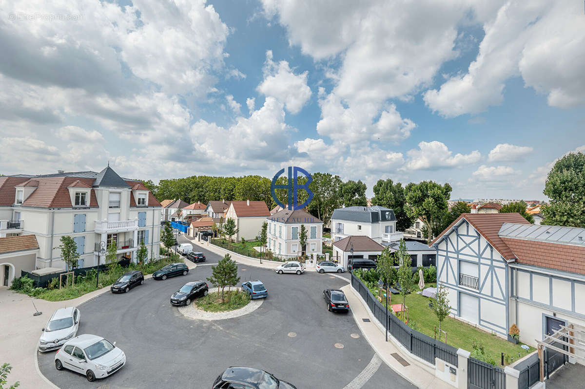 Appartement à LE BLANC-MESNIL