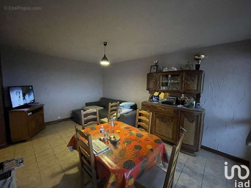 Photo 2 - Appartement à ROANNE