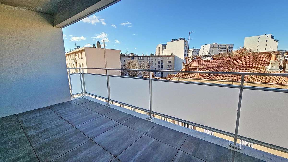 Photo 8 - Appartement à MARSEILLE-10E