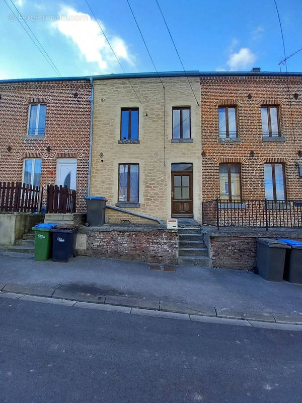 Maison à FOURMIES