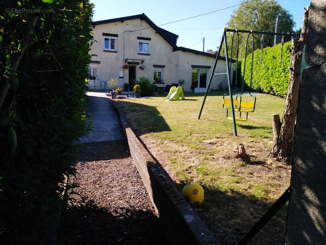 Maison à WIGNEHIES