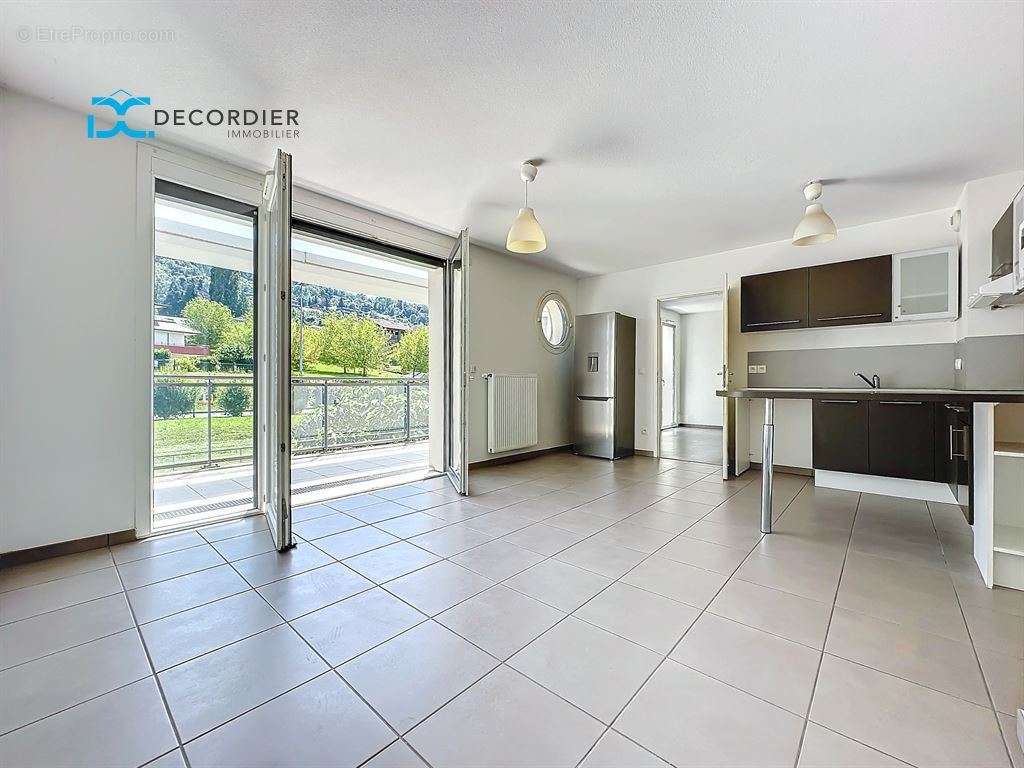 Appartement à EVIAN-LES-BAINS