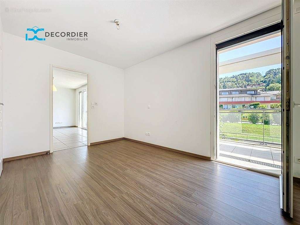 Appartement à EVIAN-LES-BAINS