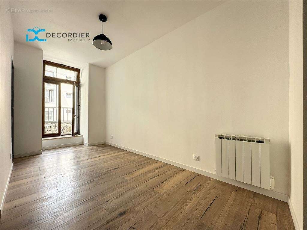 Appartement à EVIAN-LES-BAINS