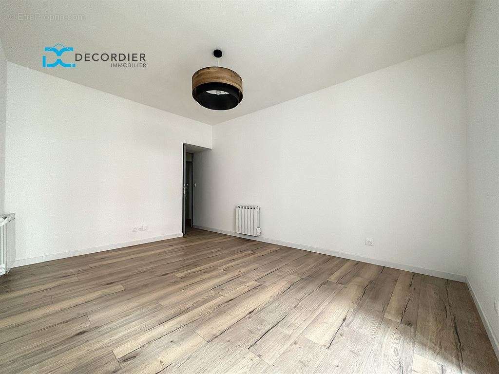 Appartement à EVIAN-LES-BAINS