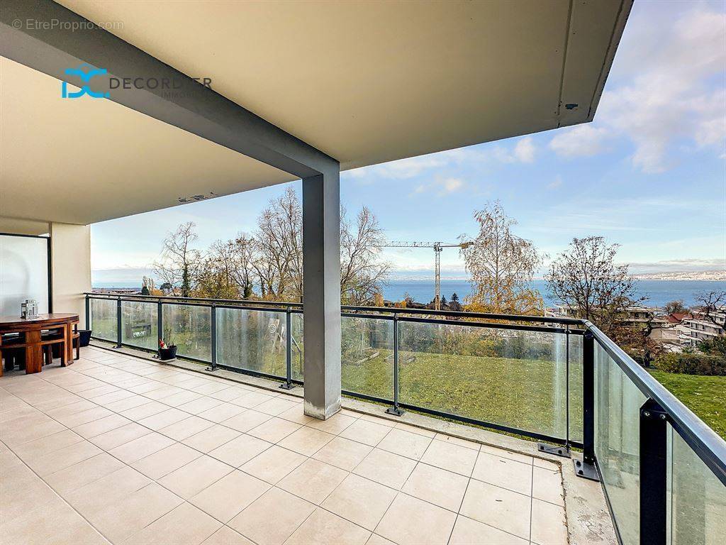 Appartement à EVIAN-LES-BAINS