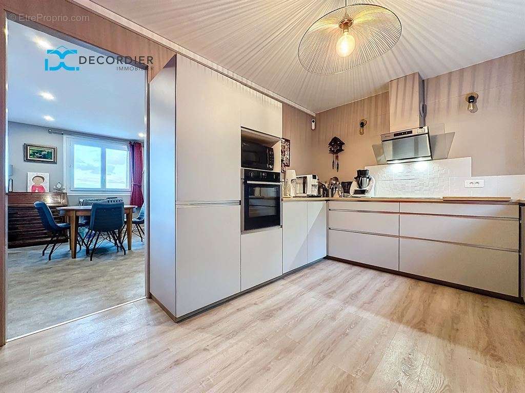 Appartement à EVIAN-LES-BAINS