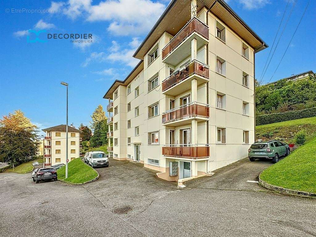 Appartement à EVIAN-LES-BAINS