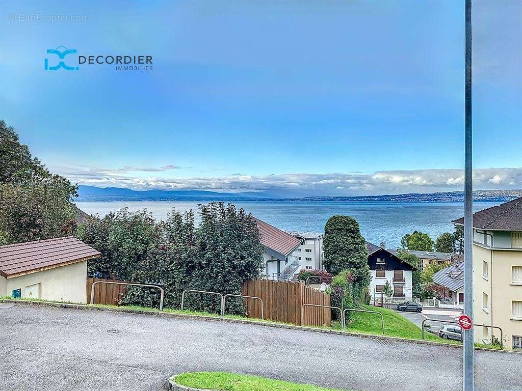 Appartement à EVIAN-LES-BAINS