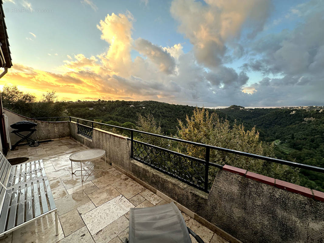 Appartement à SAINT-JEANNET