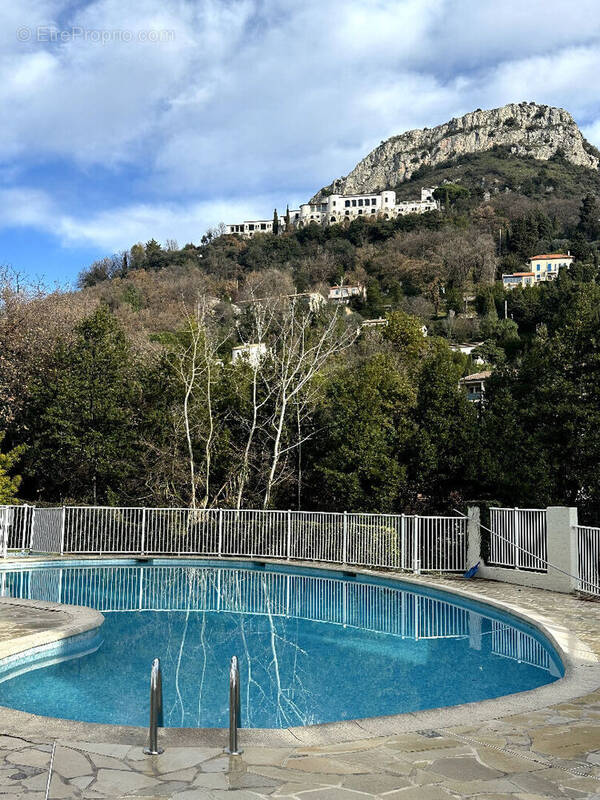 Appartement à VENCE