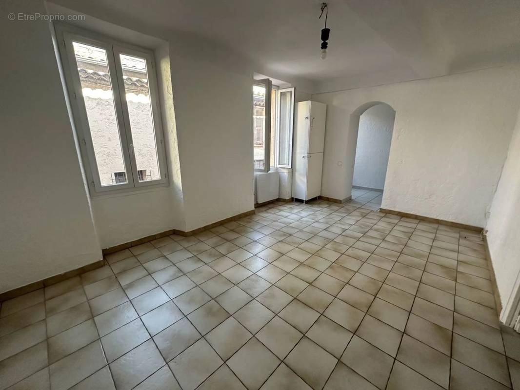 Appartement à GATTIERES