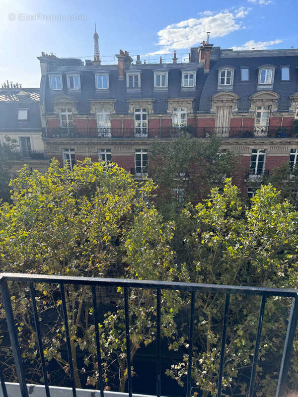 Appartement à PARIS-7E