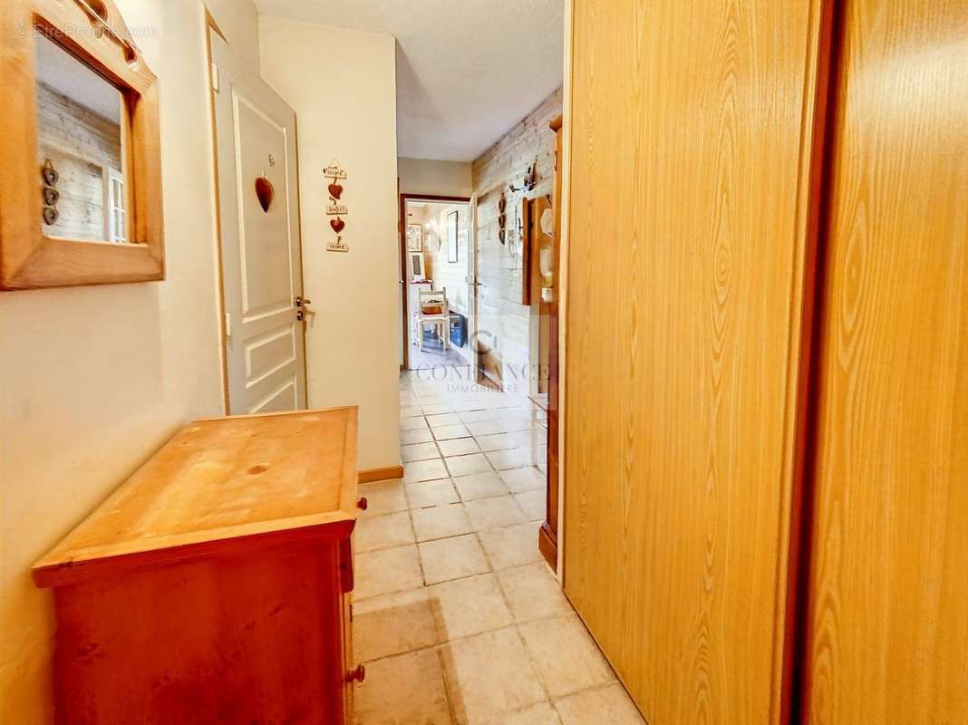 Appartement à SAINT-ETIENNE-DE-TINEE