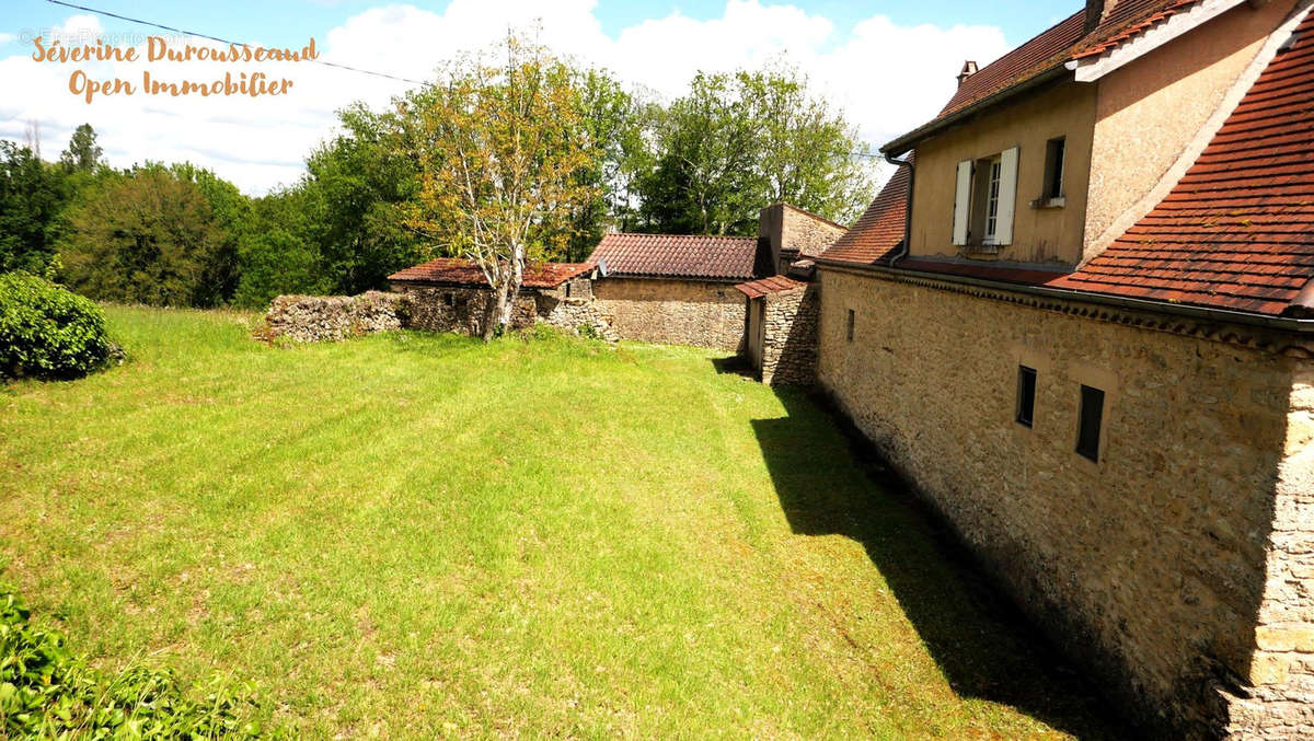 Maison à COUX-ET-BIGAROQUE