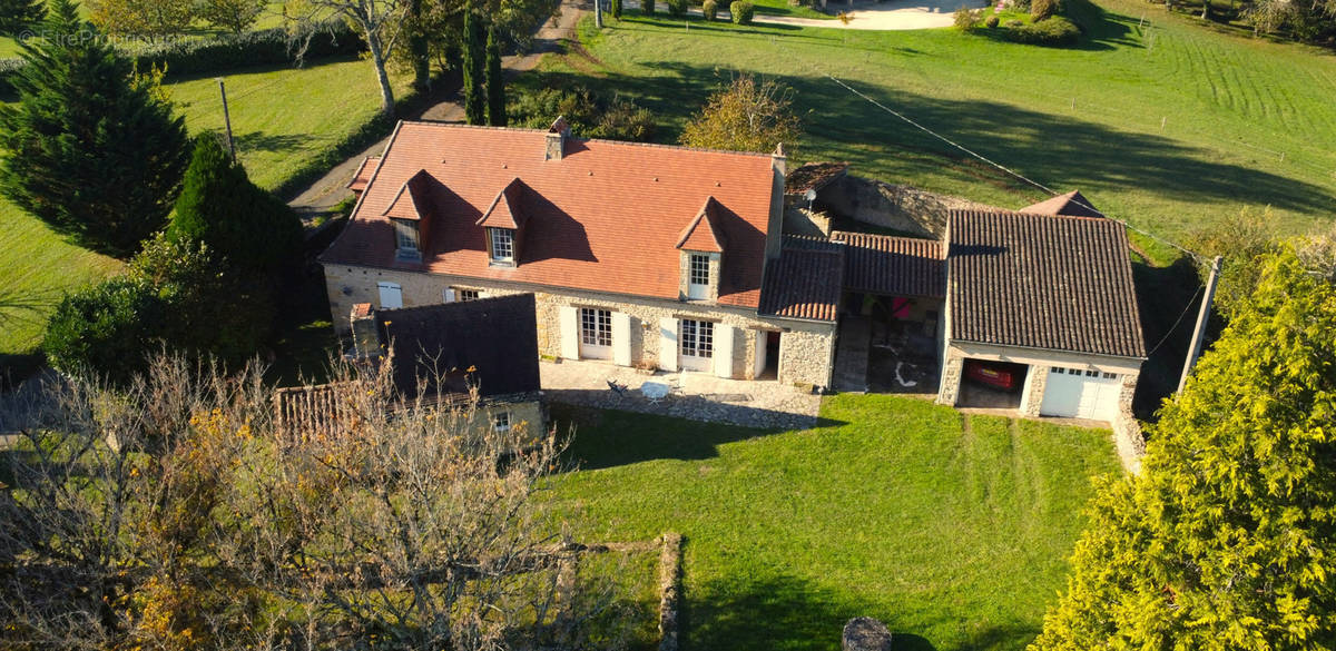 Maison à COUX-ET-BIGAROQUE