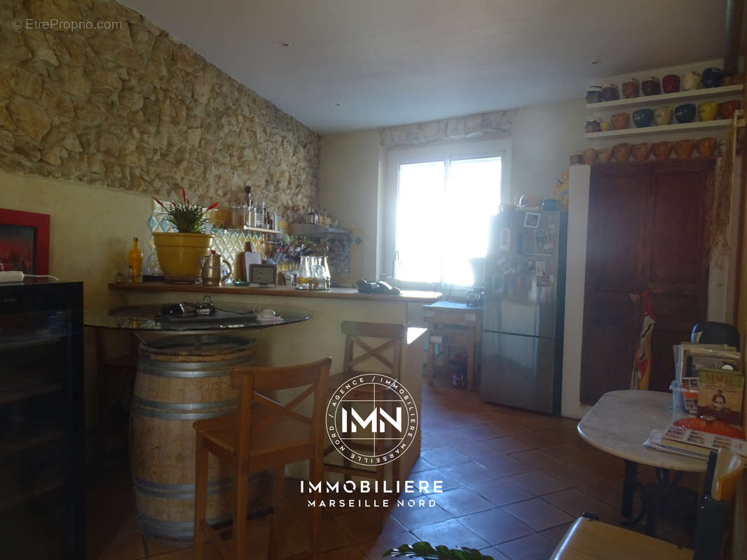 Appartement à MARSEILLE-7E