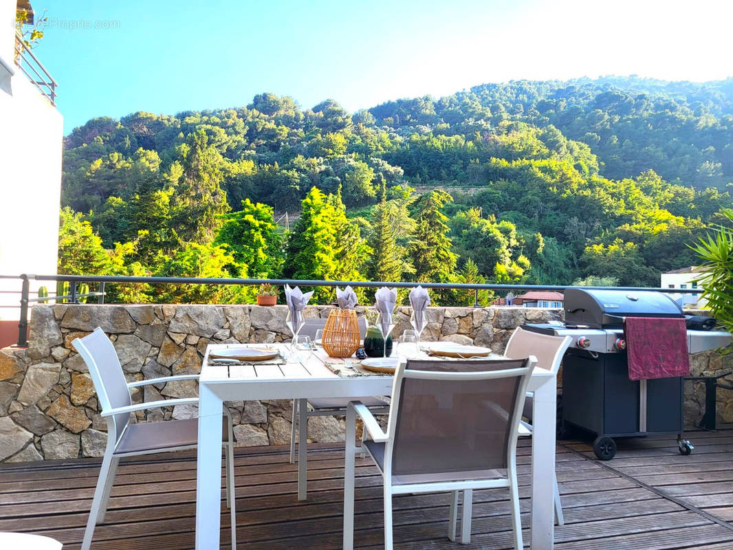 Appartement à MENTON