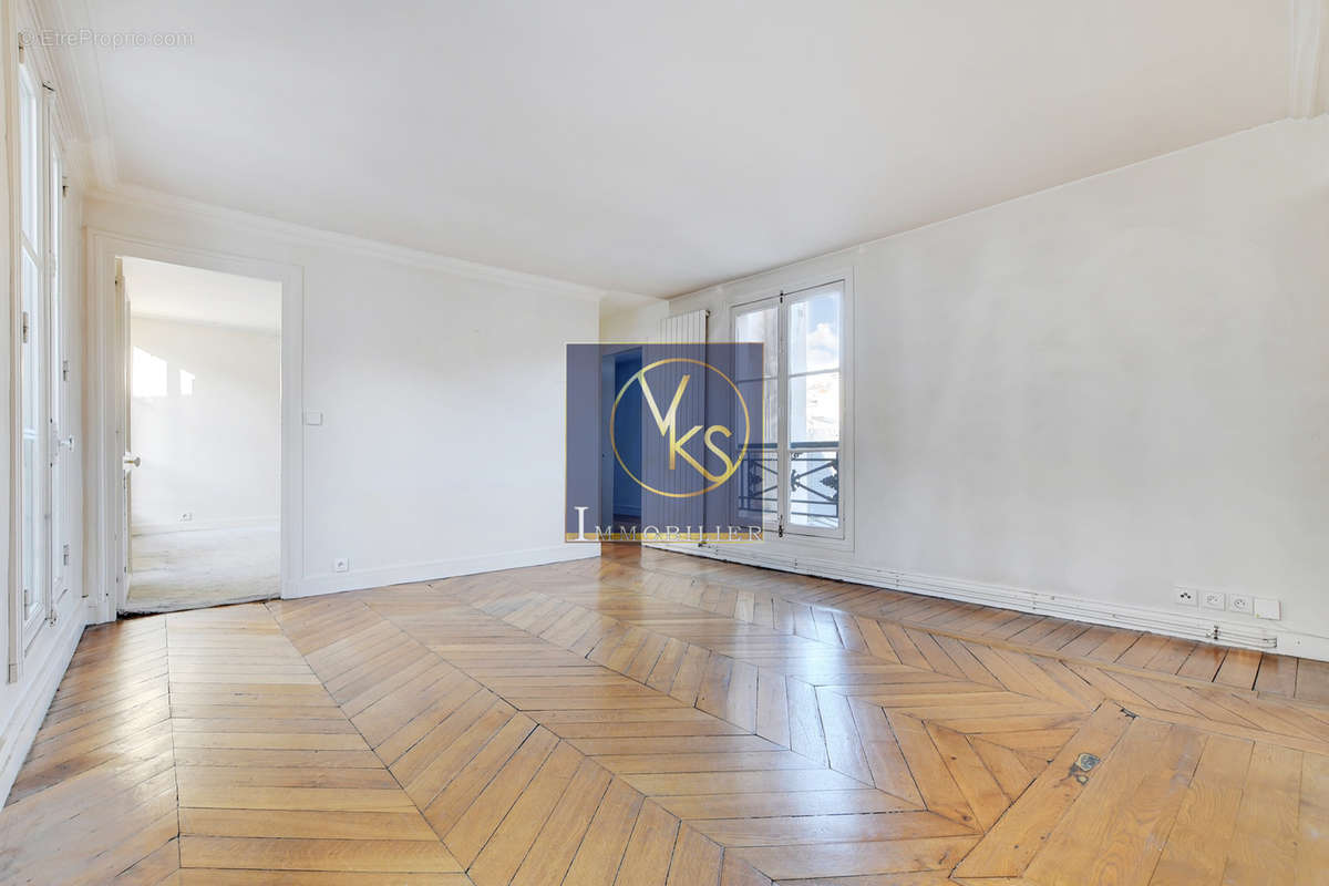 Appartement à PARIS-9E