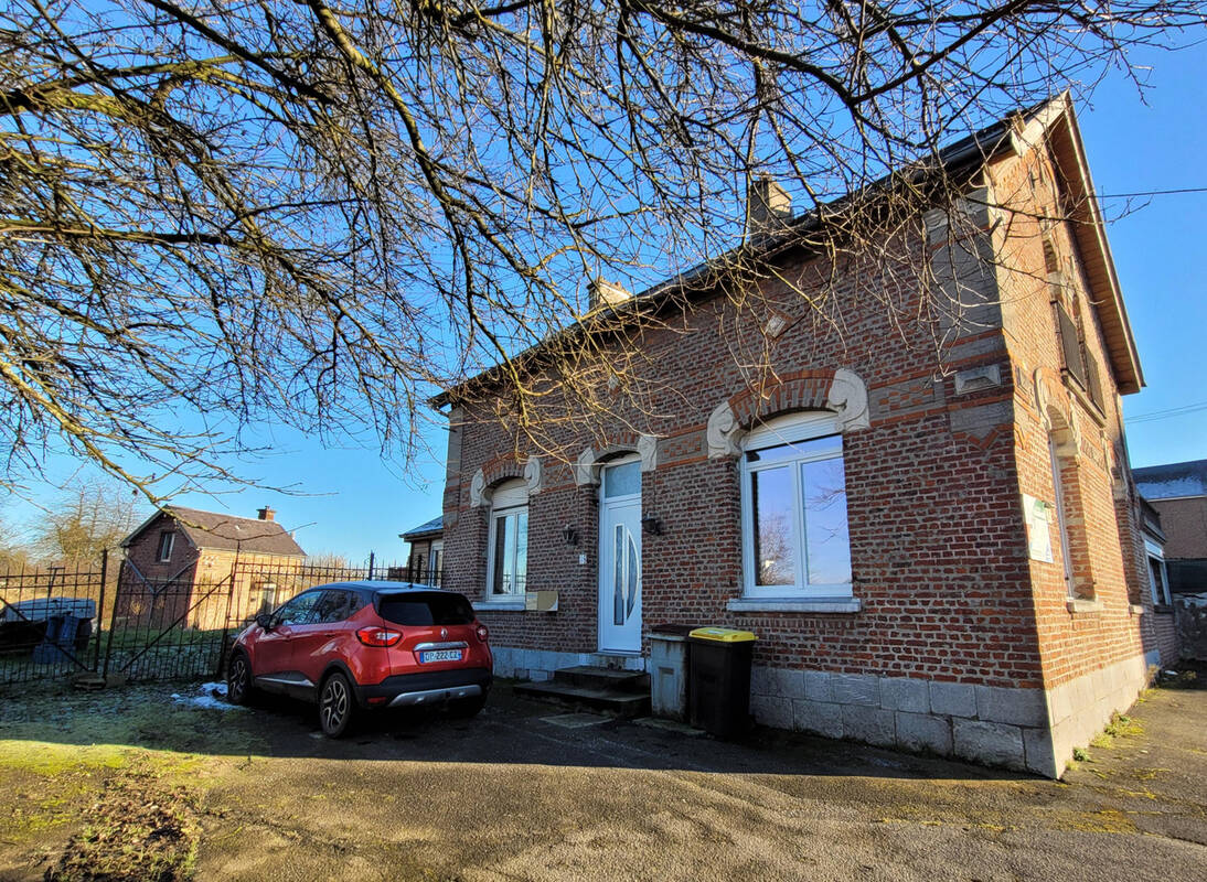 Maison à AVESNES-SUR-HELPE