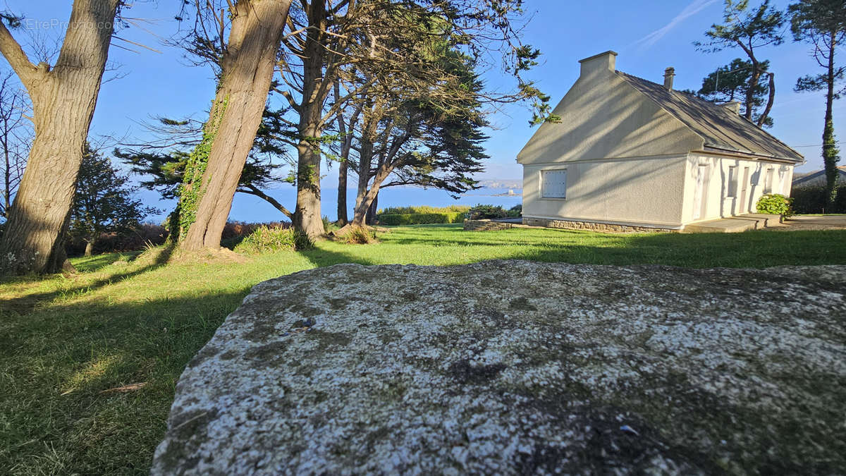 Maison à CAMARET-SUR-MER