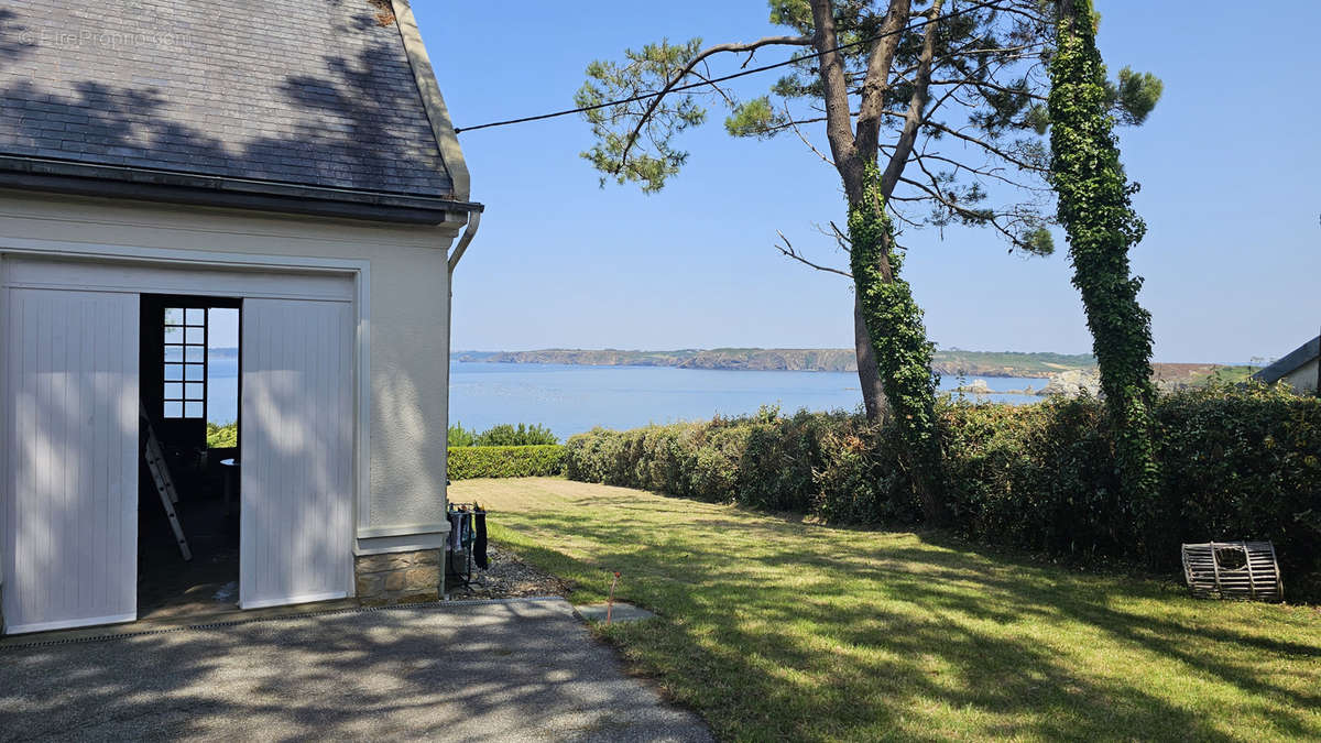 Maison à CAMARET-SUR-MER