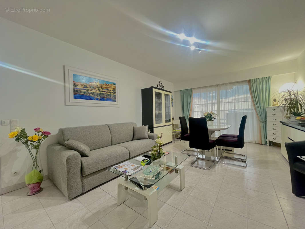 Appartement à MENTON