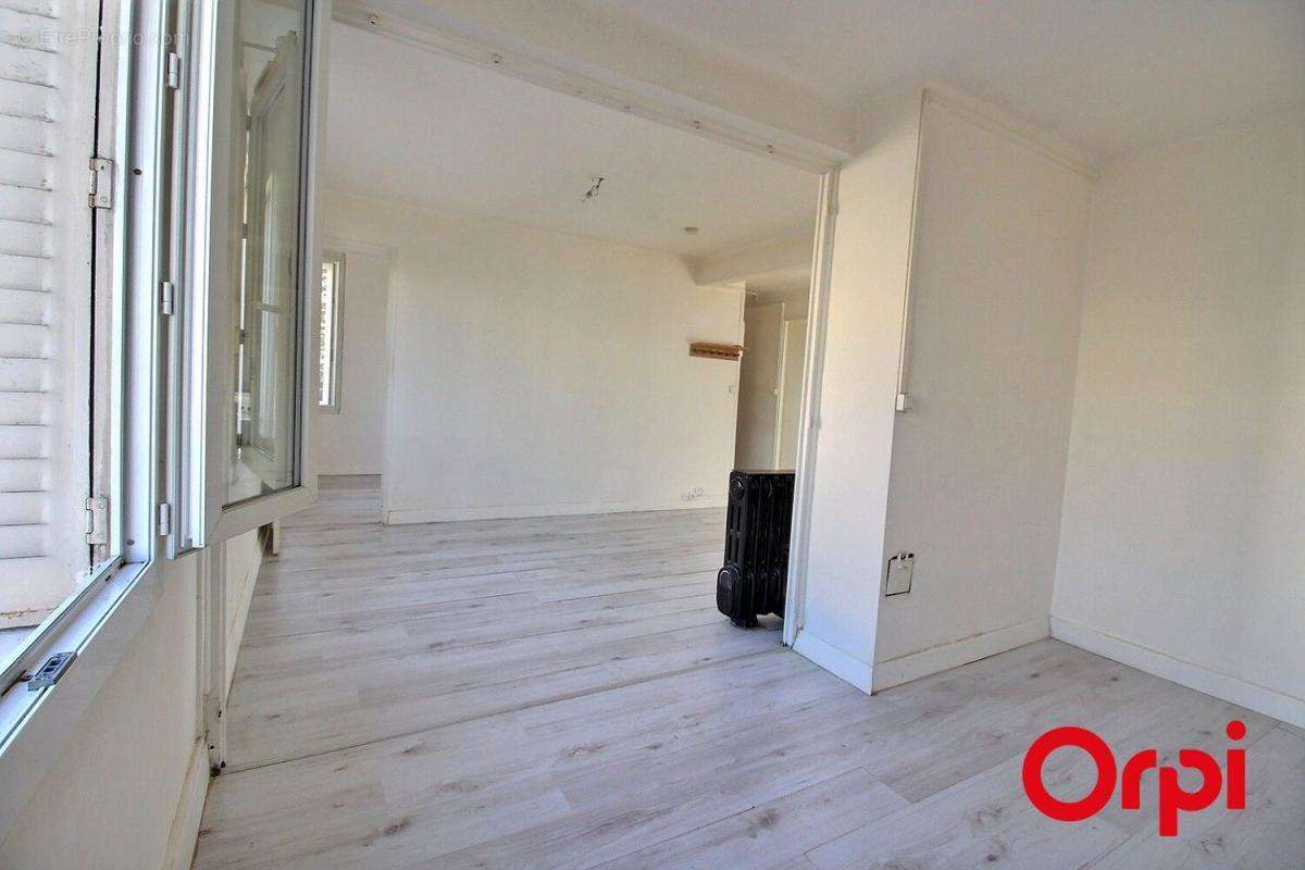 Appartement à MARSEILLE-8E