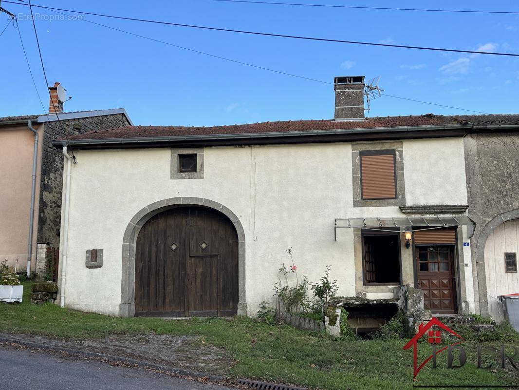 Maison à SERQUEUX