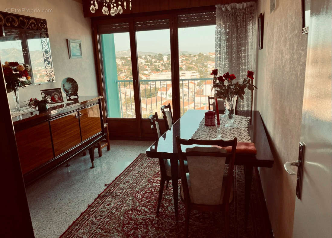 Appartement à MARSEILLE-12E