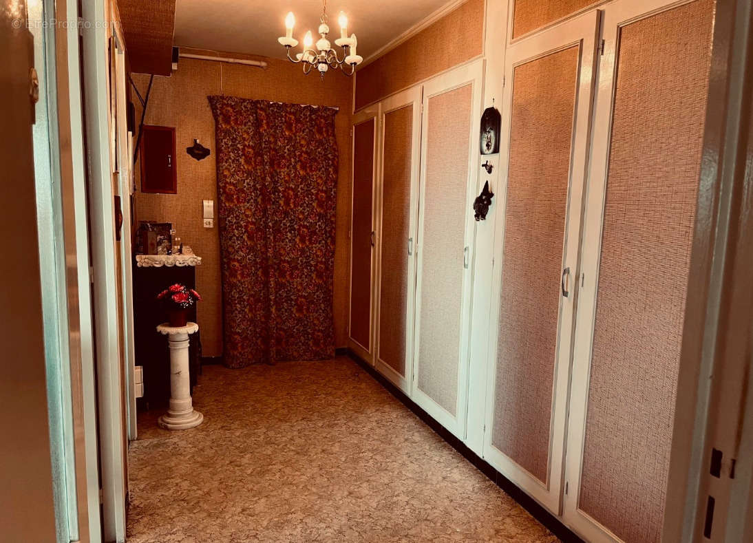 Appartement à MARSEILLE-12E