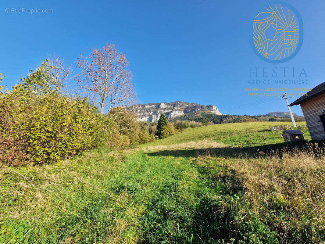 Terrain à POMMIERS-LA-PLACETTE