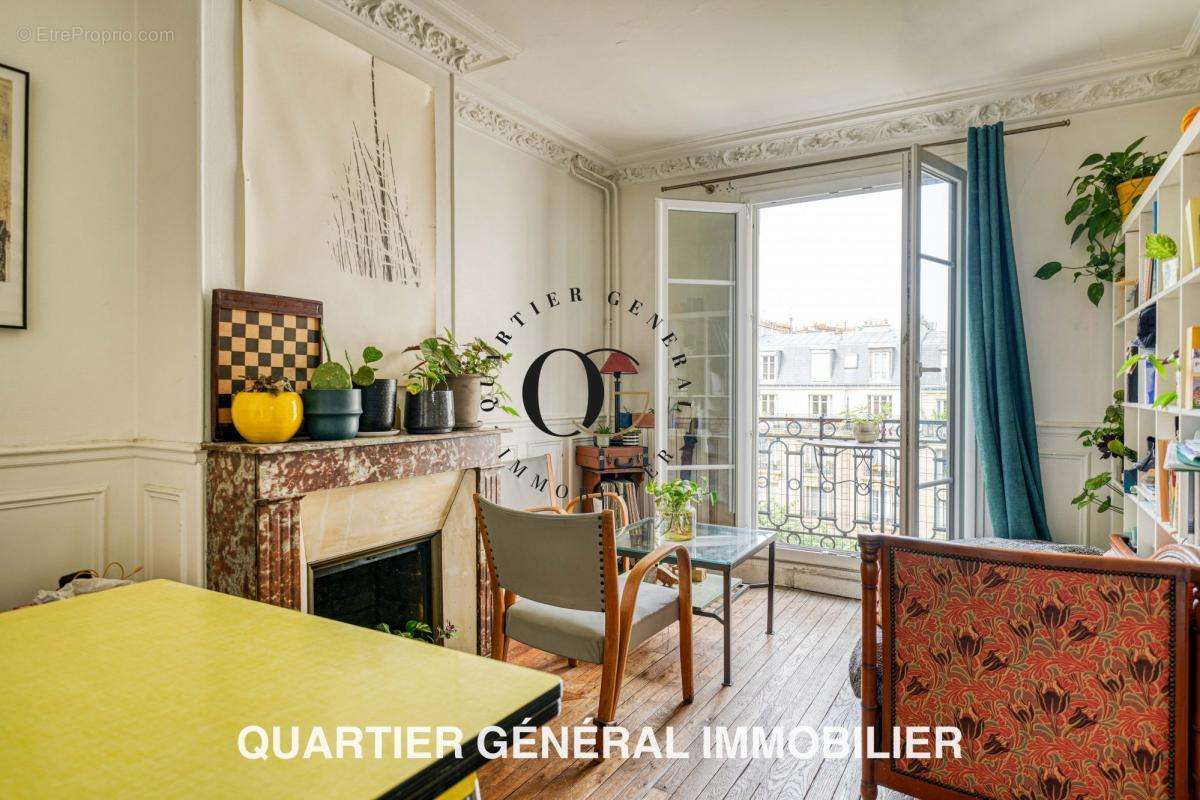 Appartement à PARIS-14E