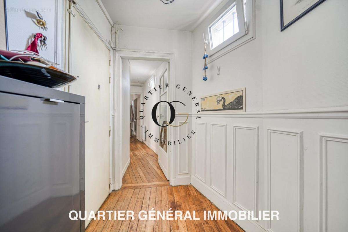 Appartement à PARIS-14E