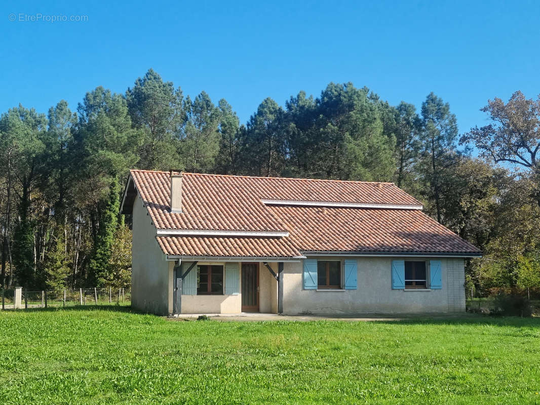 Maison à BAZAS