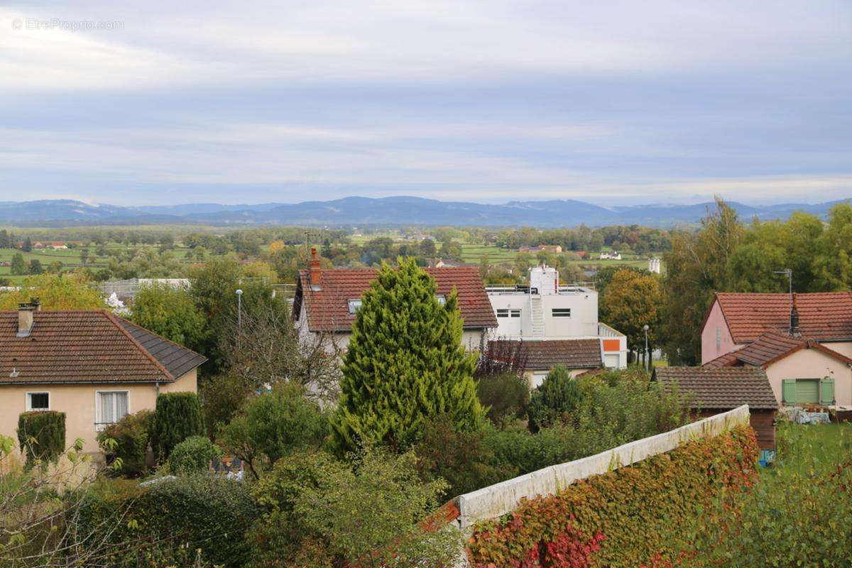 Maison à AUTUN