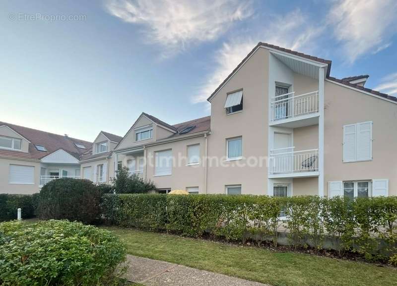 Appartement à LE PLESSIS-BOUCHARD