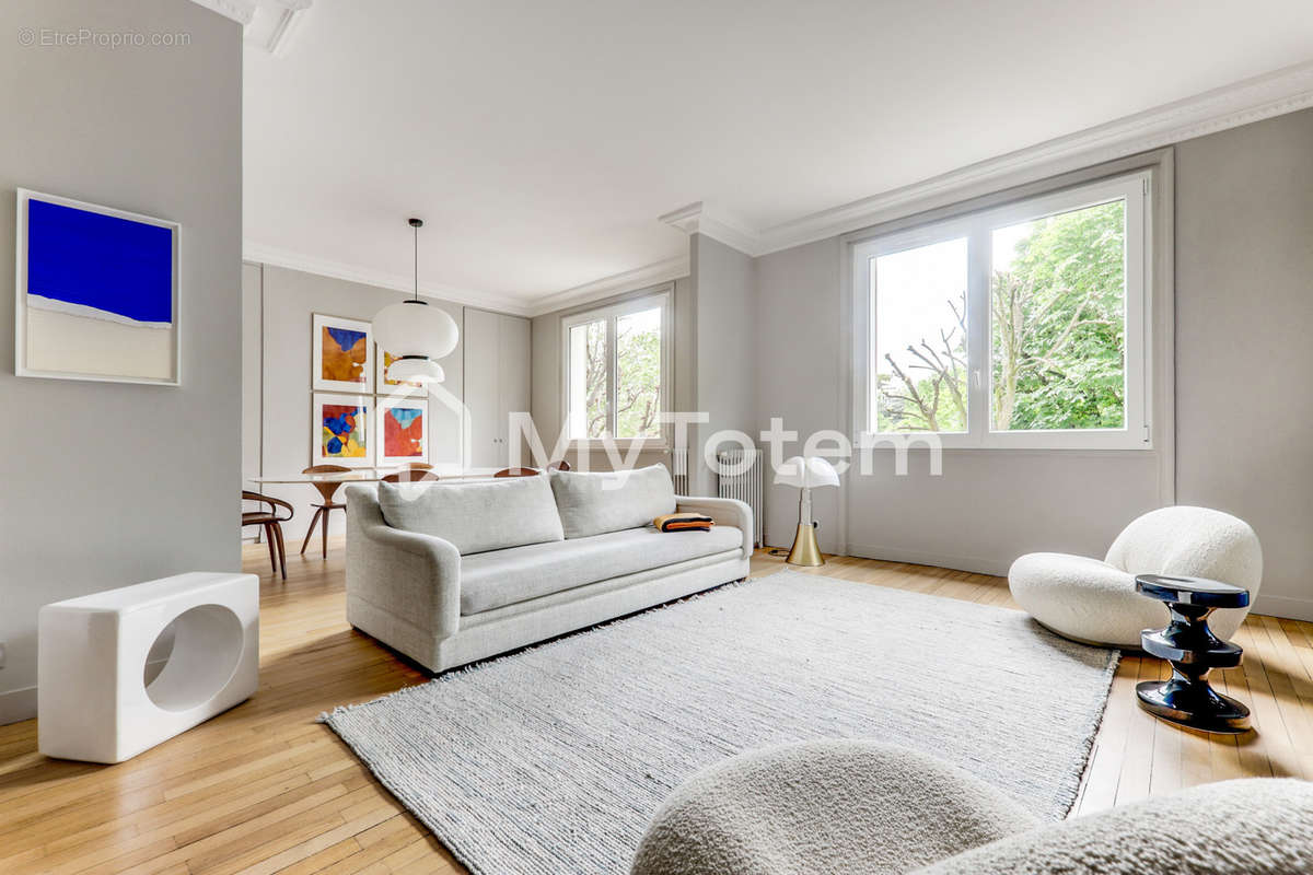 Appartement à NEUILLY-SUR-SEINE