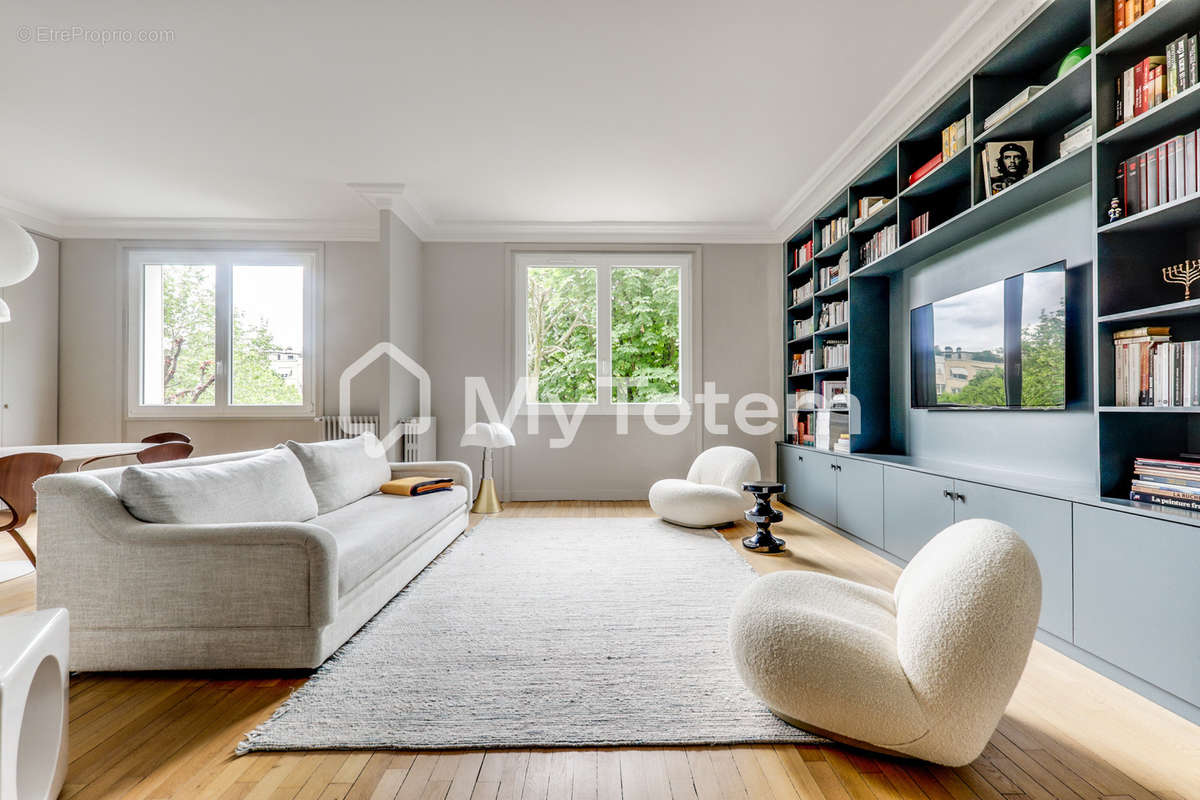 Appartement à NEUILLY-SUR-SEINE