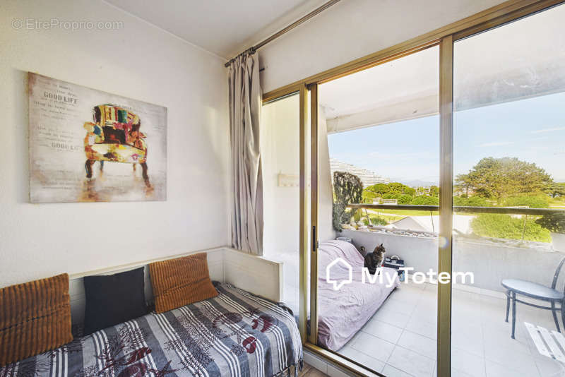 Appartement à VILLENEUVE-LOUBET